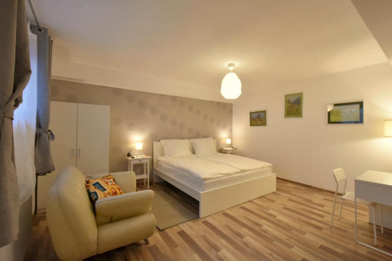 Neferprod Apartments - Is - Cam 06 Timişoara Eksteriør billede